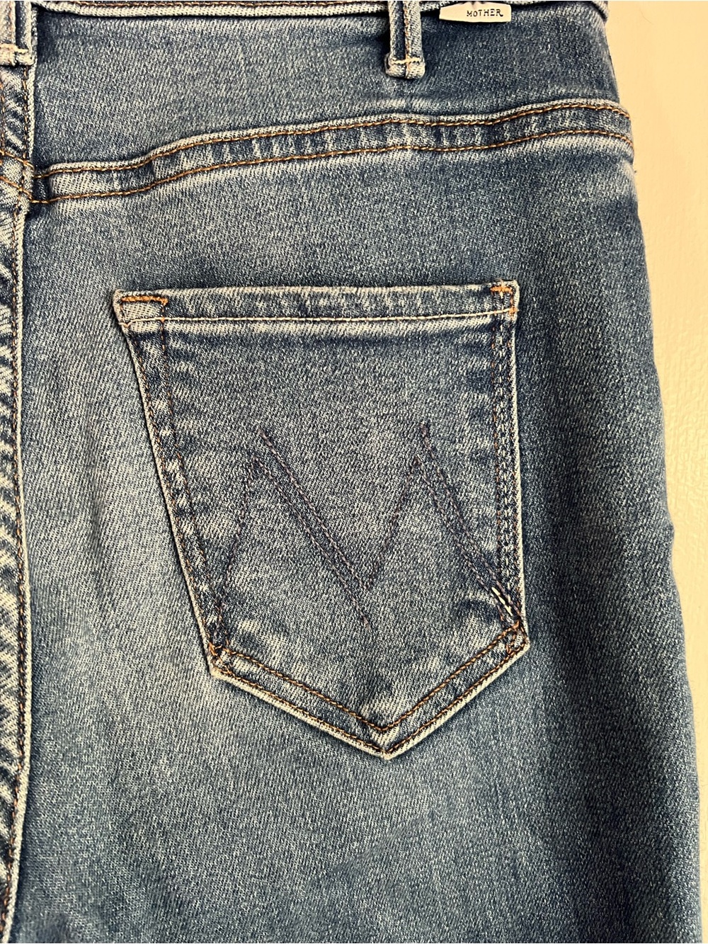 MOTHER The Hustler High-Rise Ankle Fray Jeans | Layover Wash | Size 29 - Picture 5 of 14